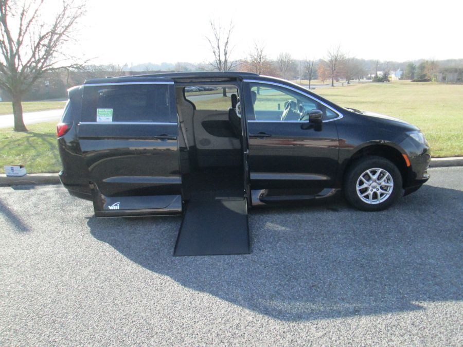 Black Chrysler Voyager with Vantage Mobility Side Entry Automatic In Floor conversion