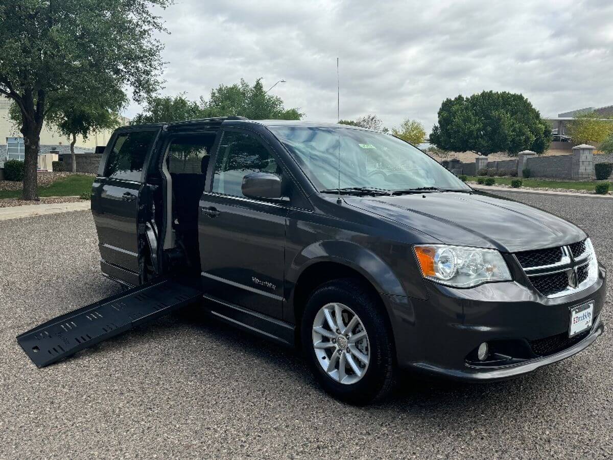2020 Dodge Grand Caravan SXT